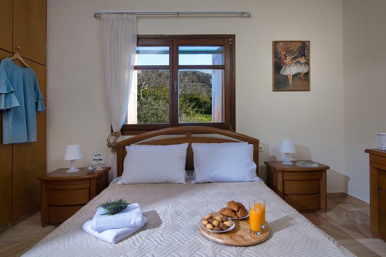 Oniropetra Luxury Suites Armakha Екстериор снимка