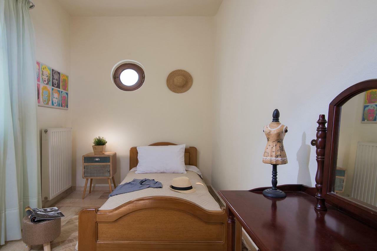 Oniropetra Luxury Suites Armakha Екстериор снимка